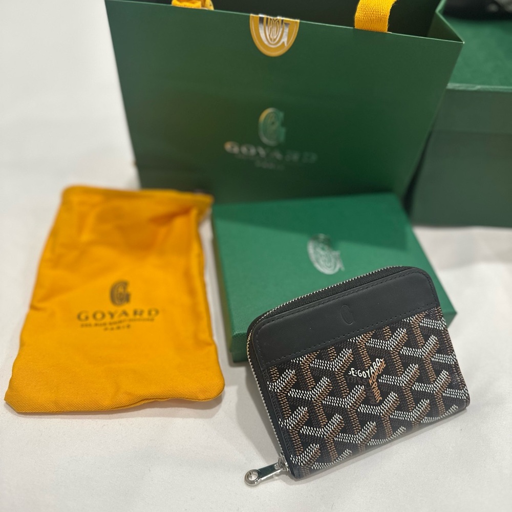 Goyard Black and Tan Zippered Wallet
